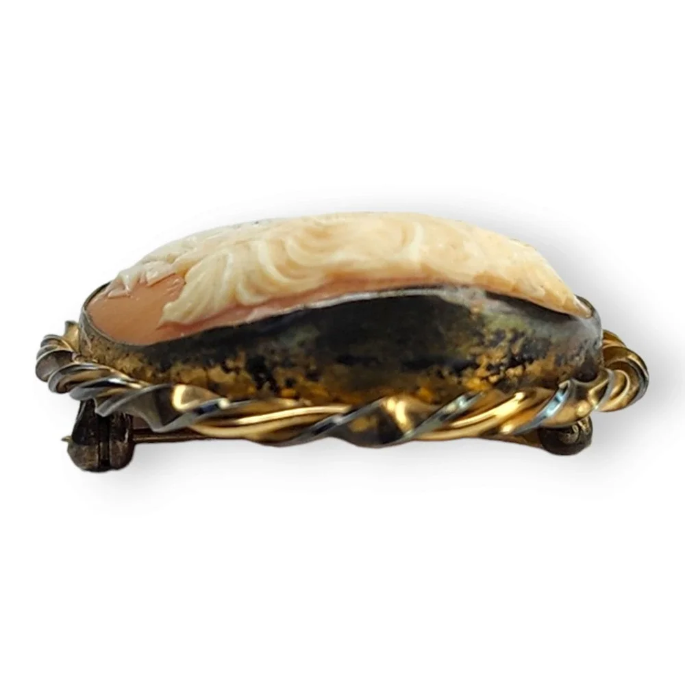 Vintage Gold Tone Shell‎ Cameo Women with Flowers Brooch Pin